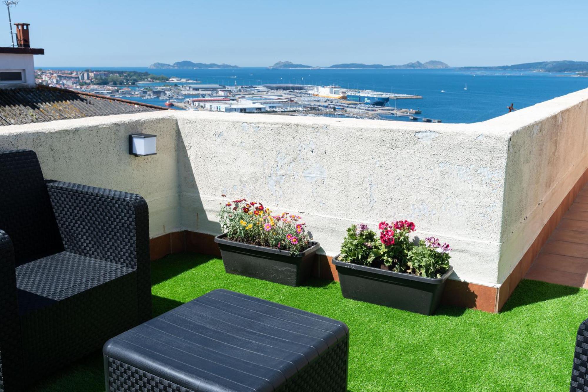 El Atico De La Ria Apartment Vigo Bagian luar foto